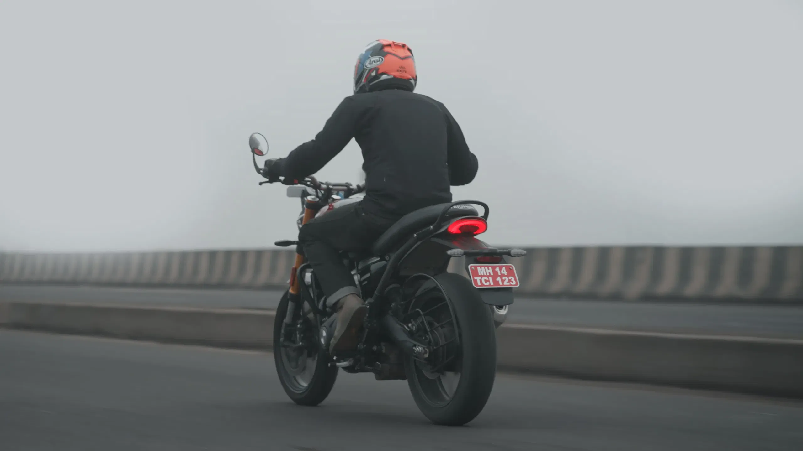 Speed 400 interior 1