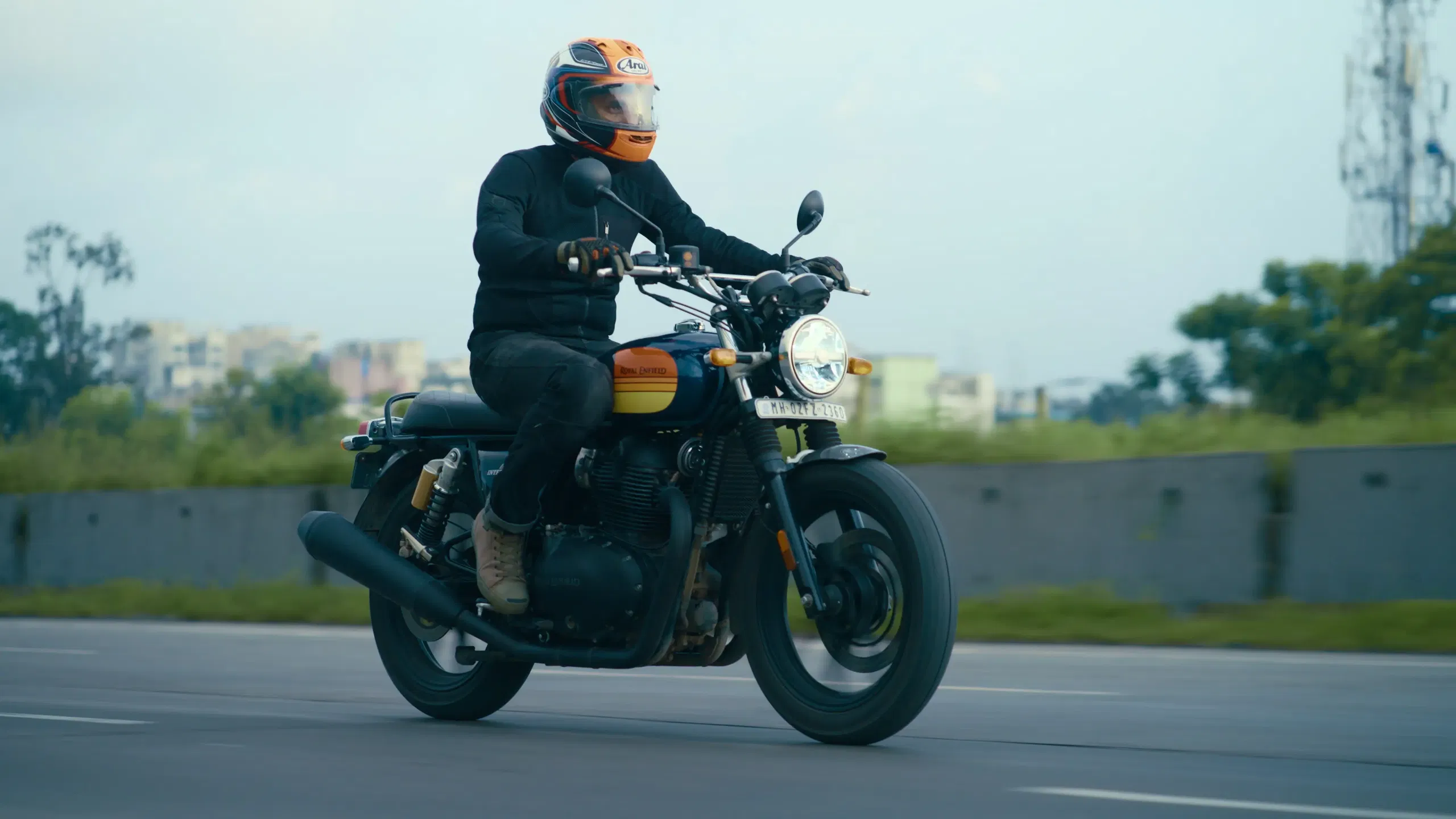 Interceptor 650 interior 1