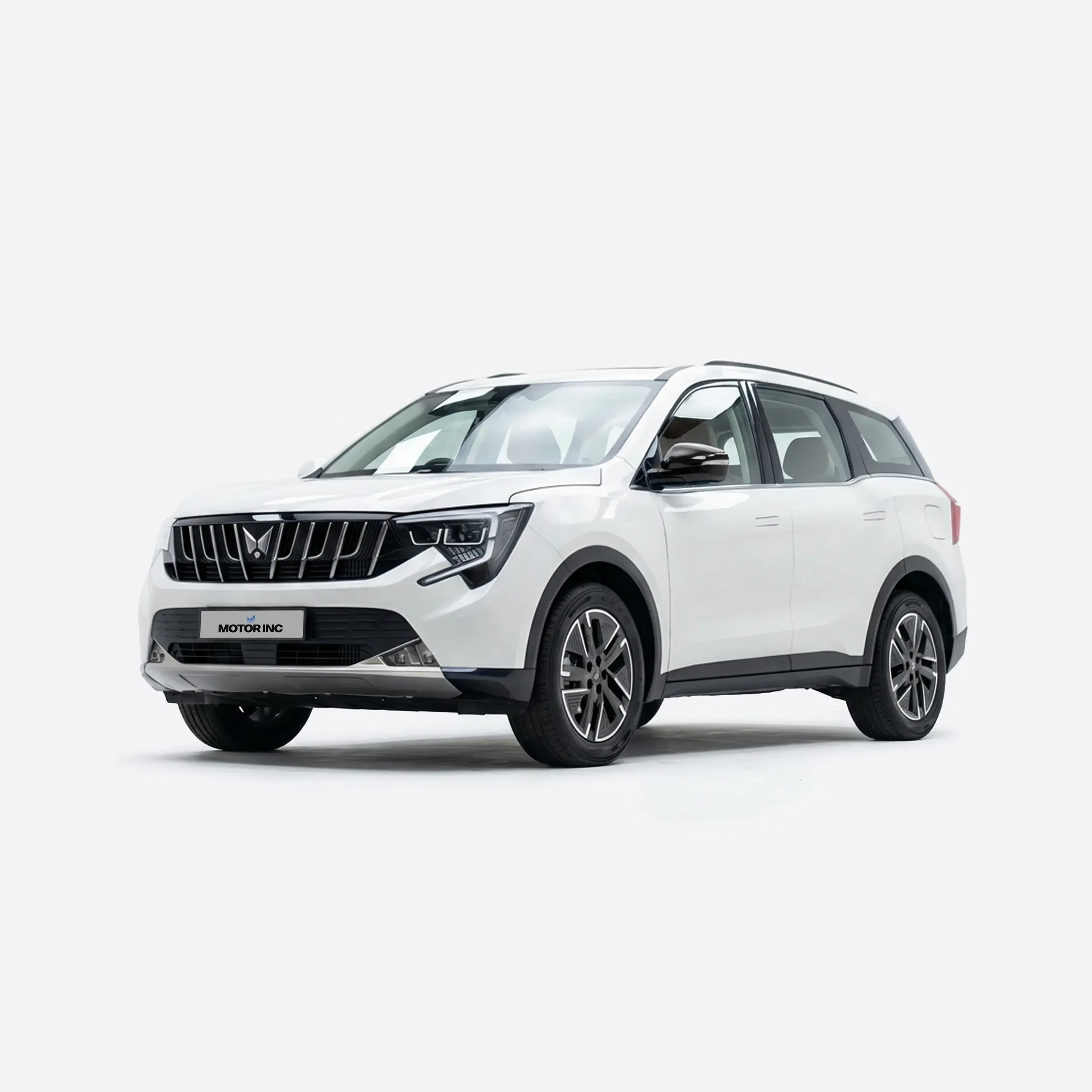 Mahindra XUV 7XO - Everest White