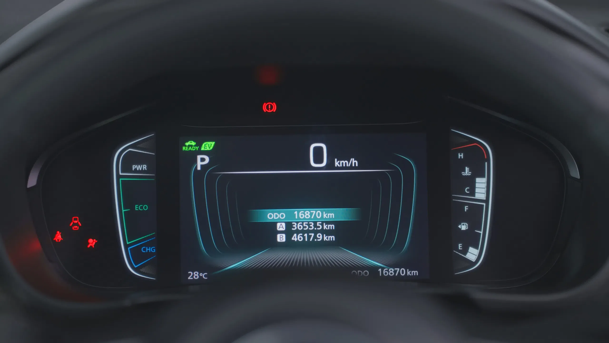 Grand Vitara interior 2