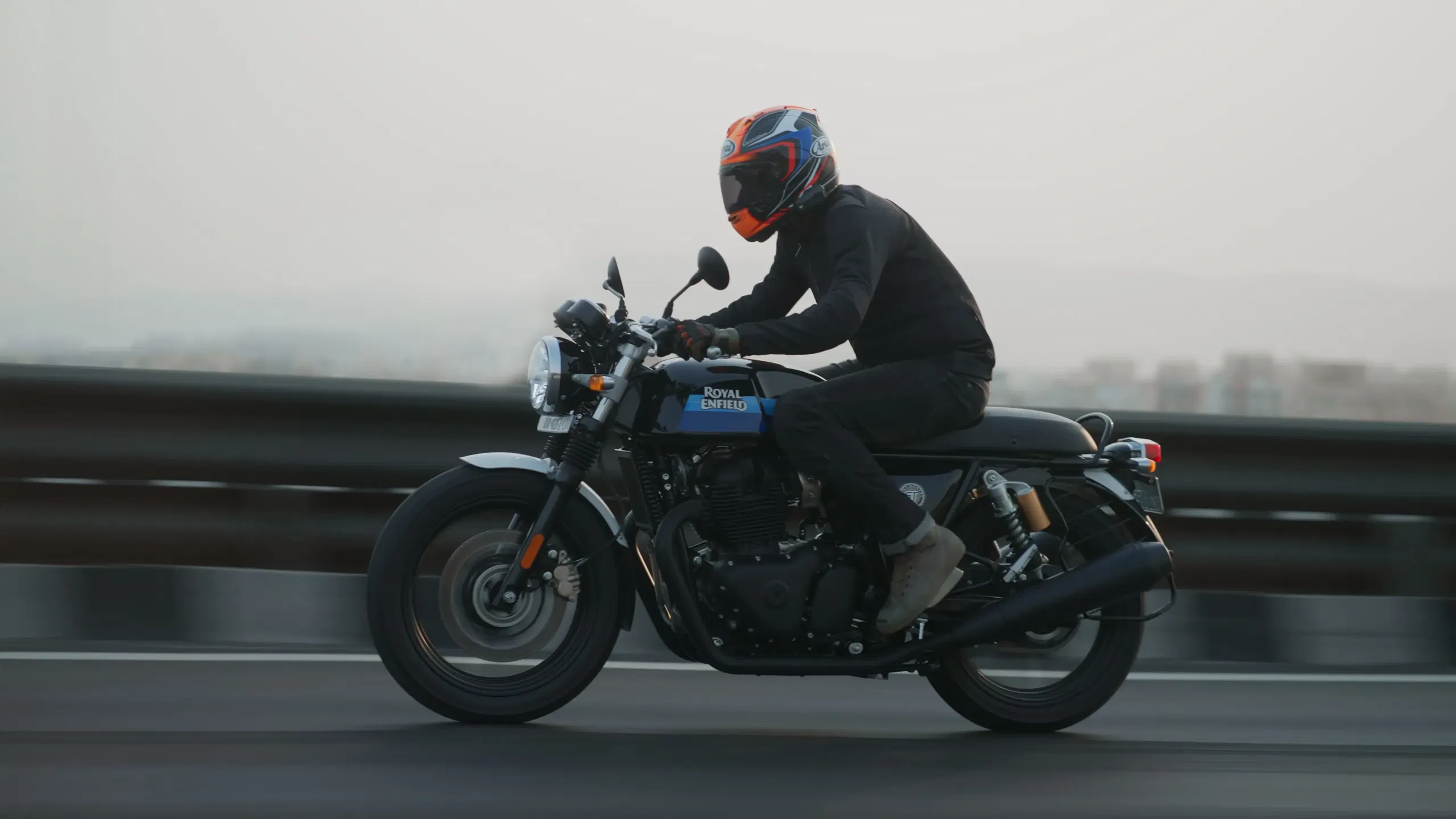 Continental GT 650 interior 2