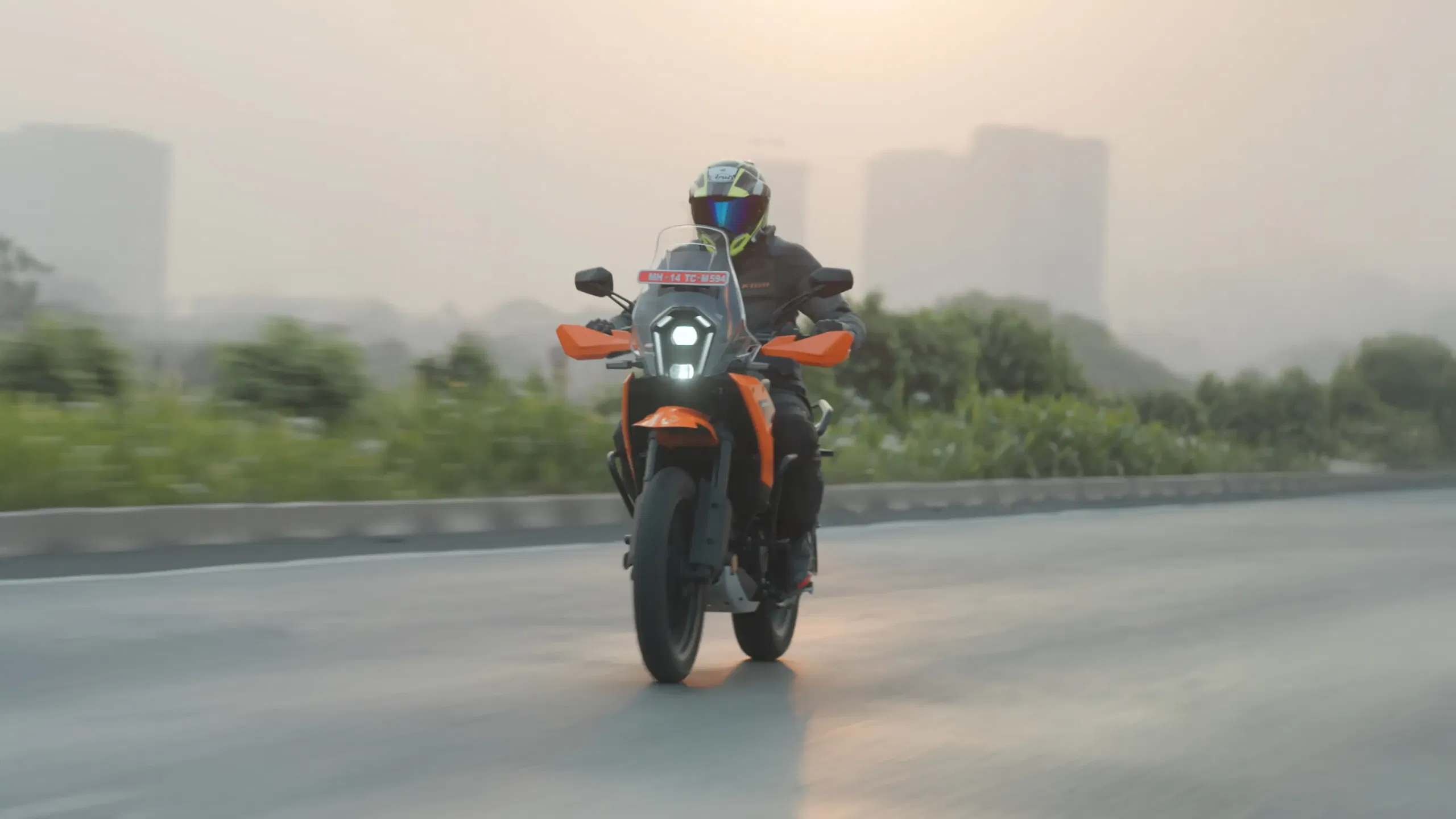 390 Adventure X exterior 2