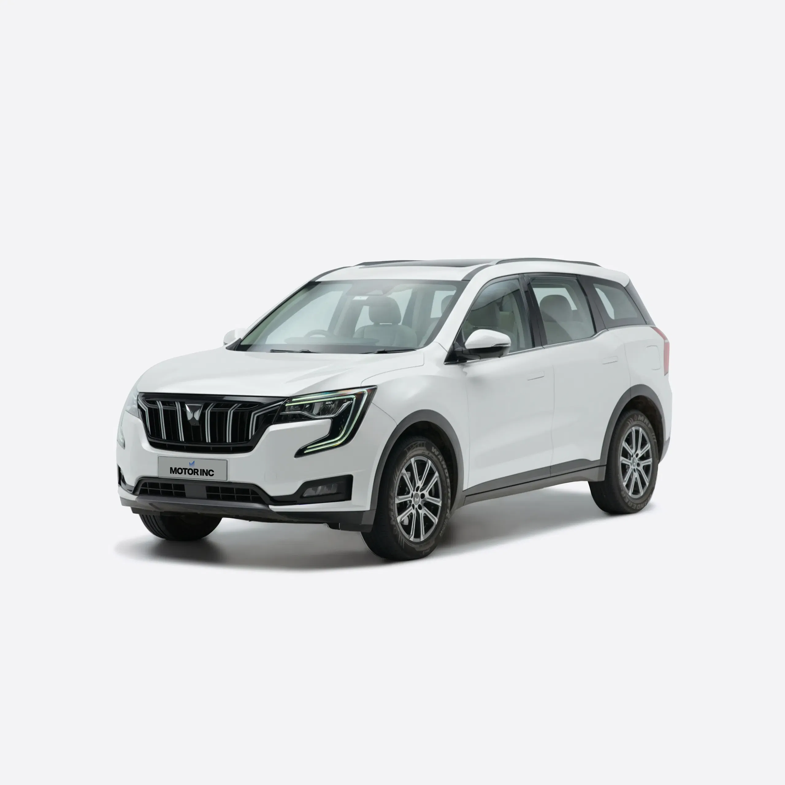Mahindra XUV700 - Everest White