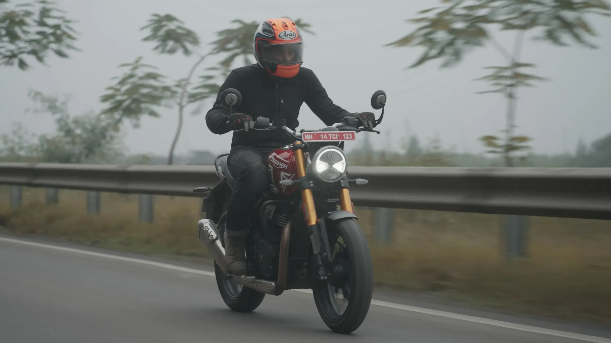 Speed 400 exterior 1